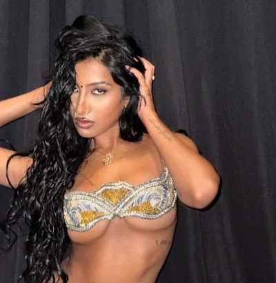 LARA RAJ