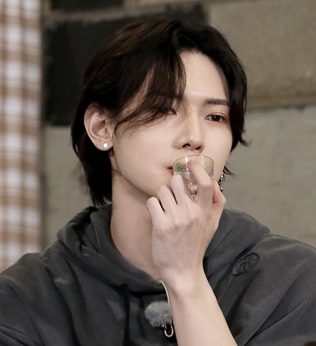 Kang Yeosang