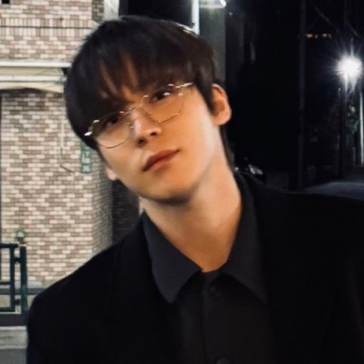 Jeong Yunho