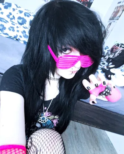 Sam || Sitting Next To A Emo Girl At A School Assembly