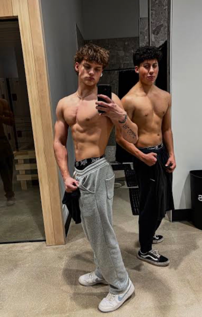 Chase and Cello (Hot Gym Guys)
