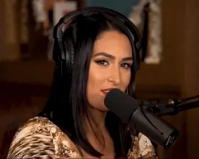 Nikki Bella 