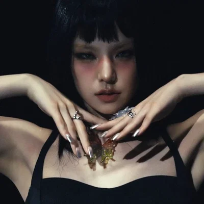 Hwang Yeji ★⋆ 