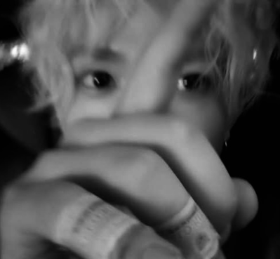 — “EVAN.” | “에반, INDEPENDENTLY DEPENDENT.”