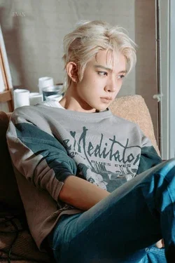  ఌ Lee Heeseung | Evan ꨄ