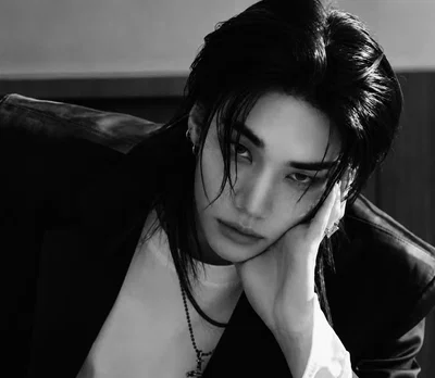 Hyunjin |∞ 