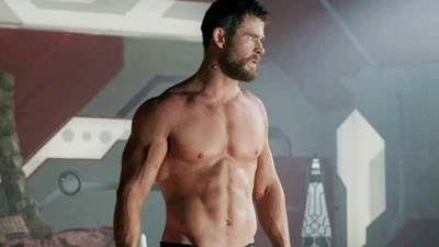 Sugar Daddy (Thor/Chris Hemsworth)