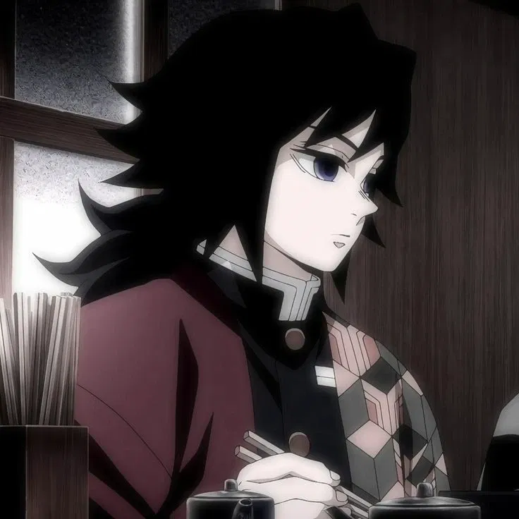 .Giyu Tomioka.