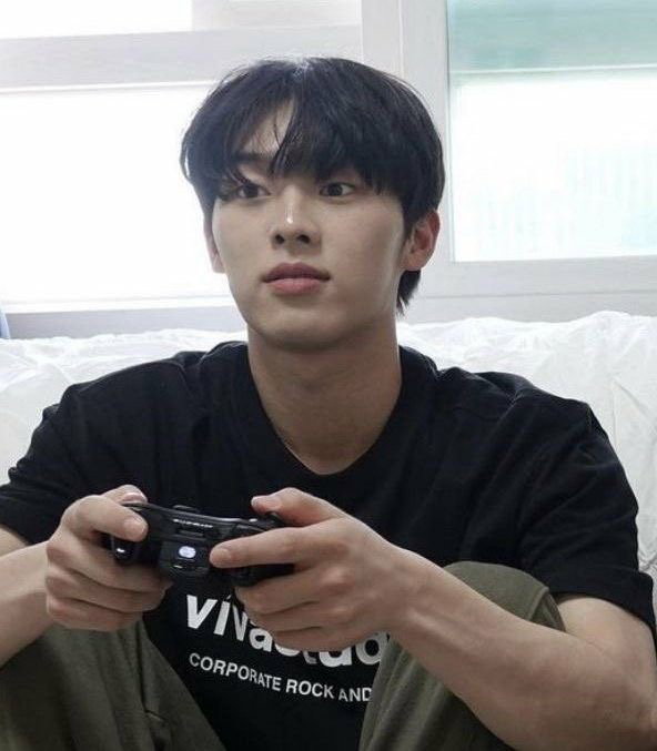 Choi Hyunwook