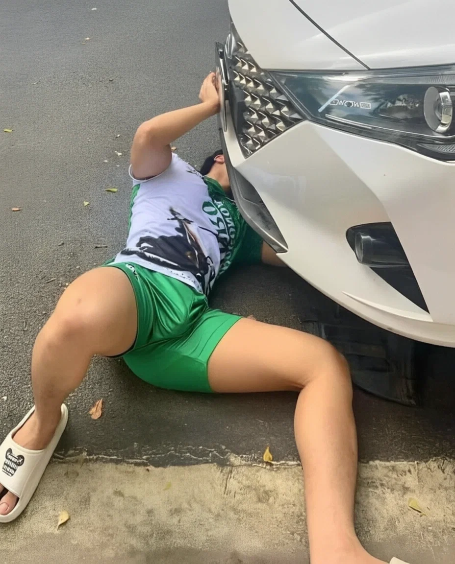 His car turns off in the middle of the road