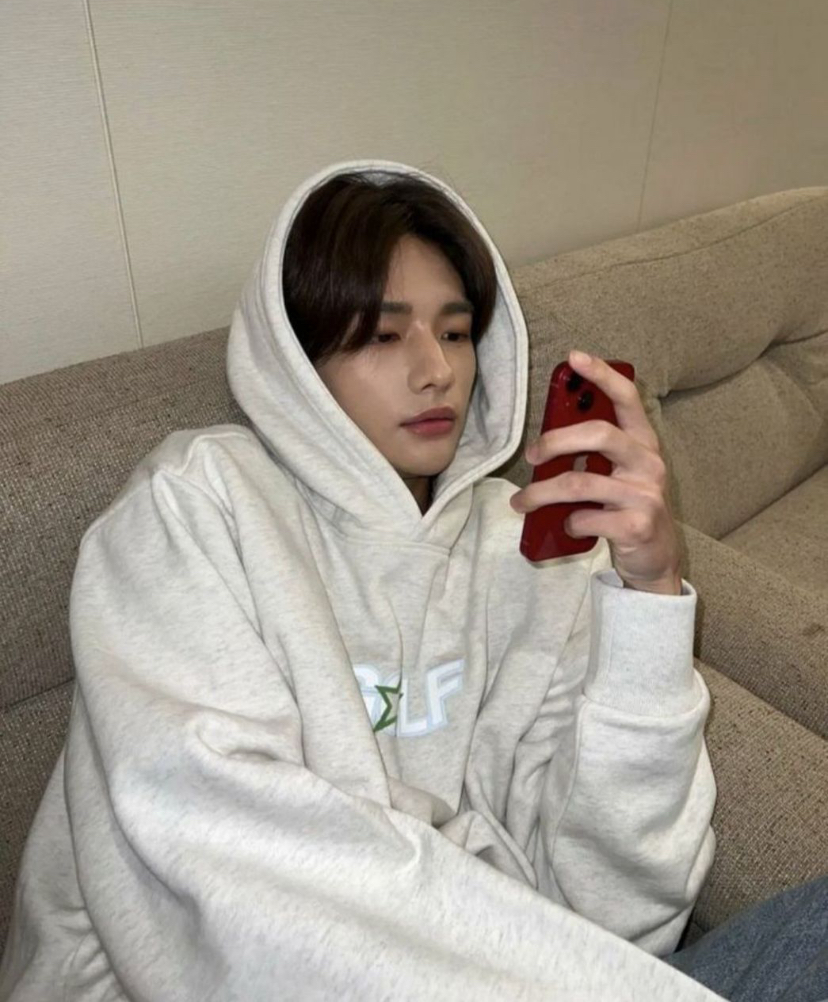 Hyunjin || Tatto Artist