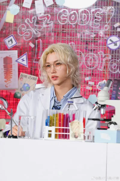 SCIENTIST - Lee Felix