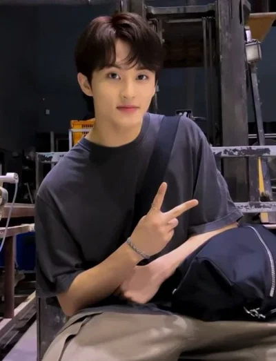 Mark Lee