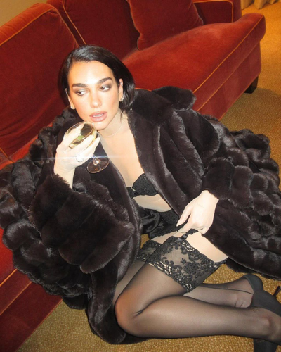 Dua Lipa (extra dumb!)