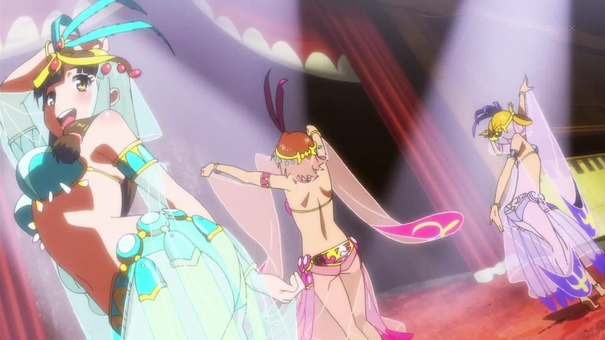 Amy, Melty and Saaya belly dancers