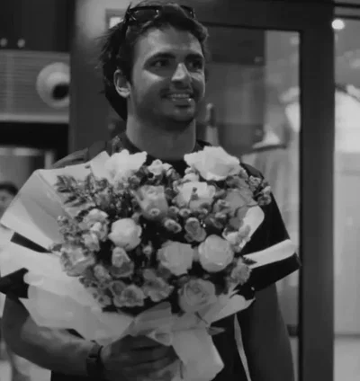 Carlos Sainz 💐 BOUQUET