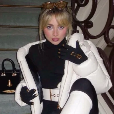 Sabrina Carpenter 