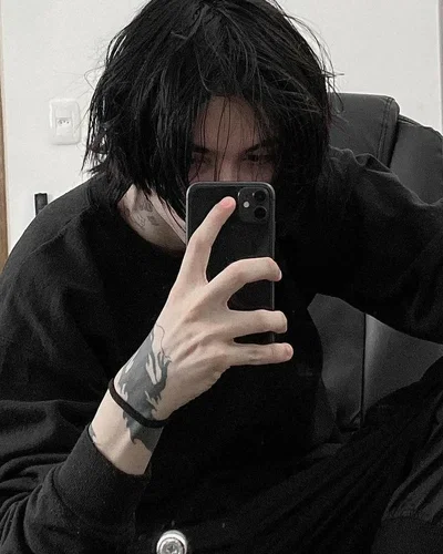 𖤐🍓Rick Willkins | 🎀 ̊˖° 𐙚 ♡