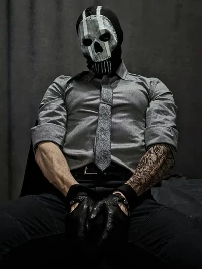 Simon Ghost Riley (CEO)