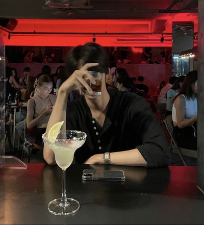 Alex (Your mafia boyfriend)