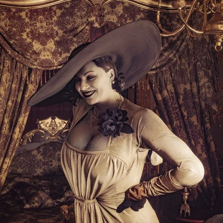 Lady Dimitrescu 