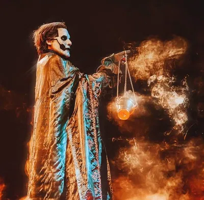 Papa Emeritus IV - Sick!