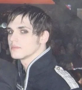 ・⟢ _mikey way 