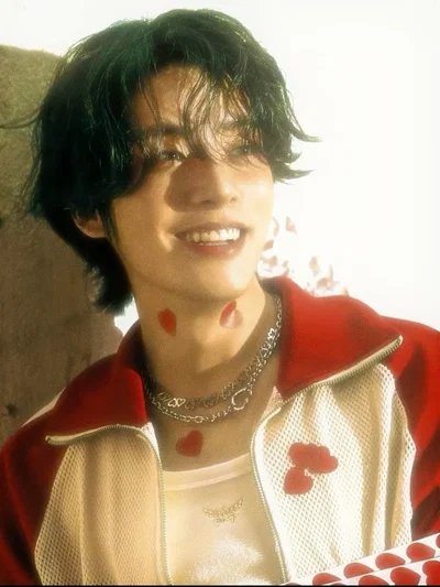 Jake / Shim Jaeyun (Your rival in highschool)