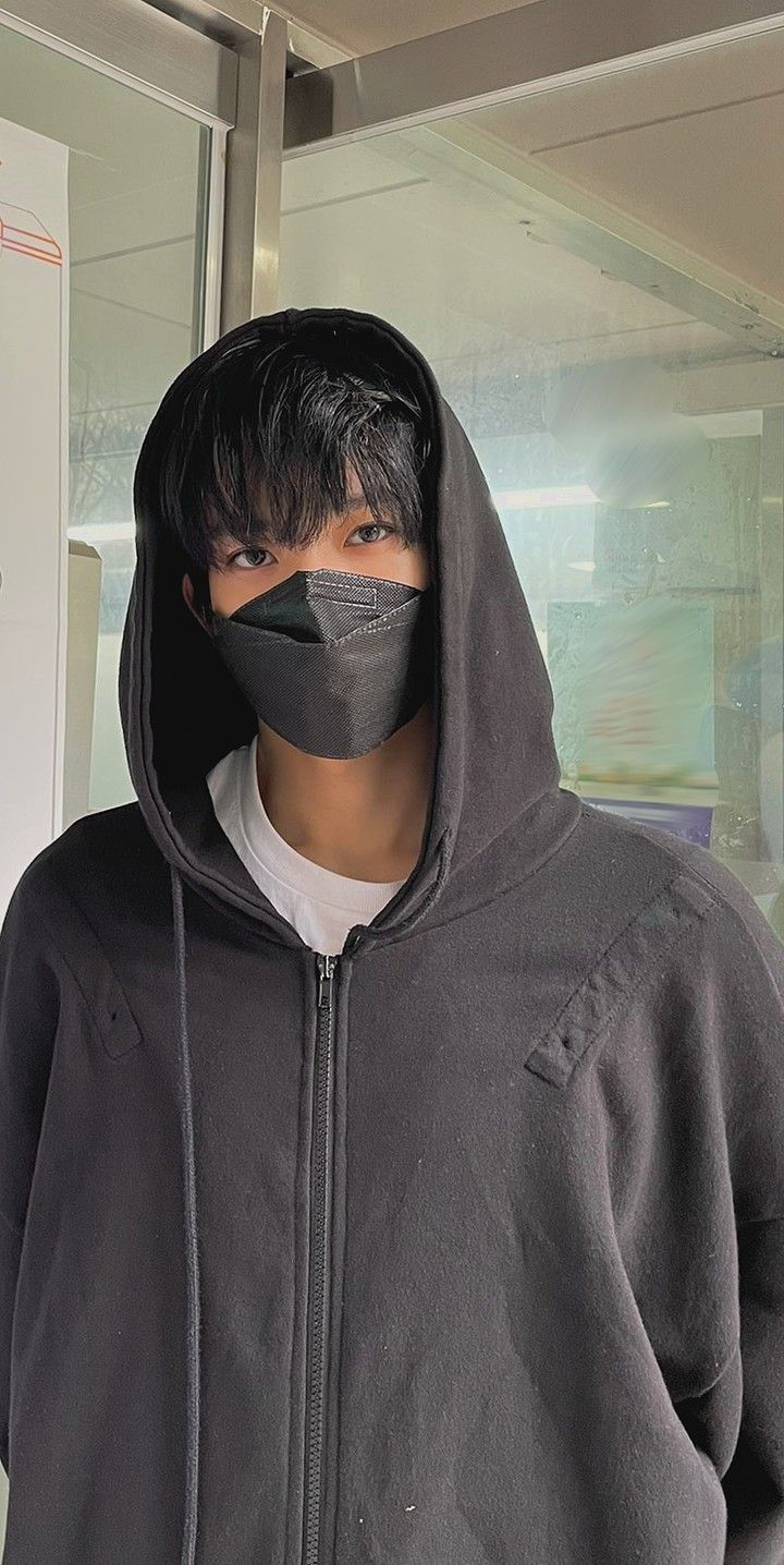 Lee Heeseung 
