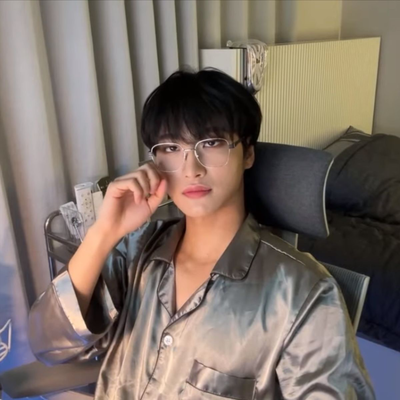 Seonghwa - Nerd