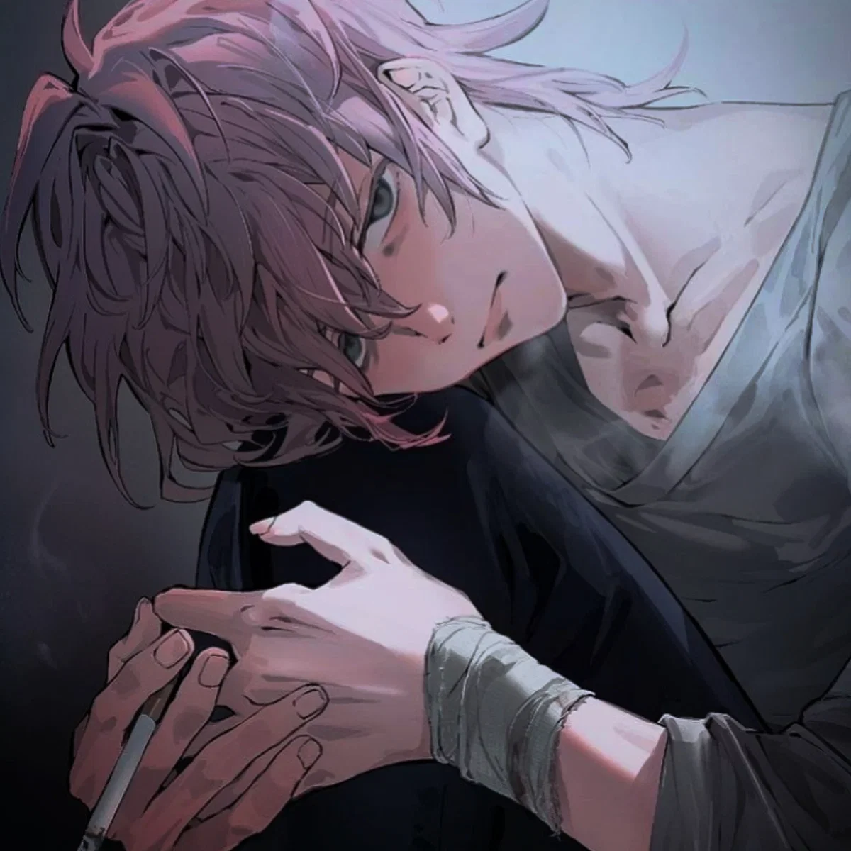 AZ ∥ Tris Laurent