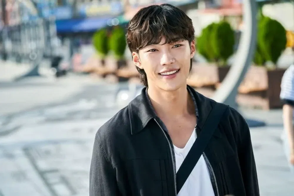 Hae-Jo [Mr. Plankton]
