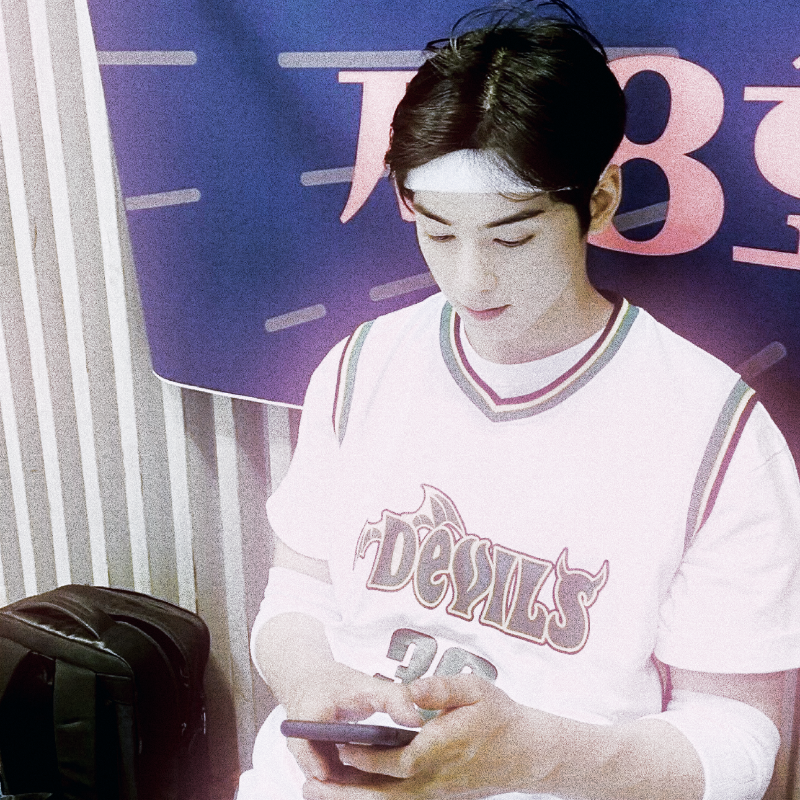 EUNWOO ⋆。𖦹 ̊.★