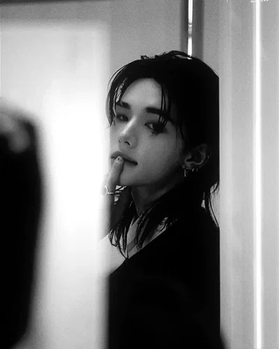 Hwang Hyunjin 