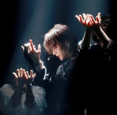 01 Hwang Hyunjin