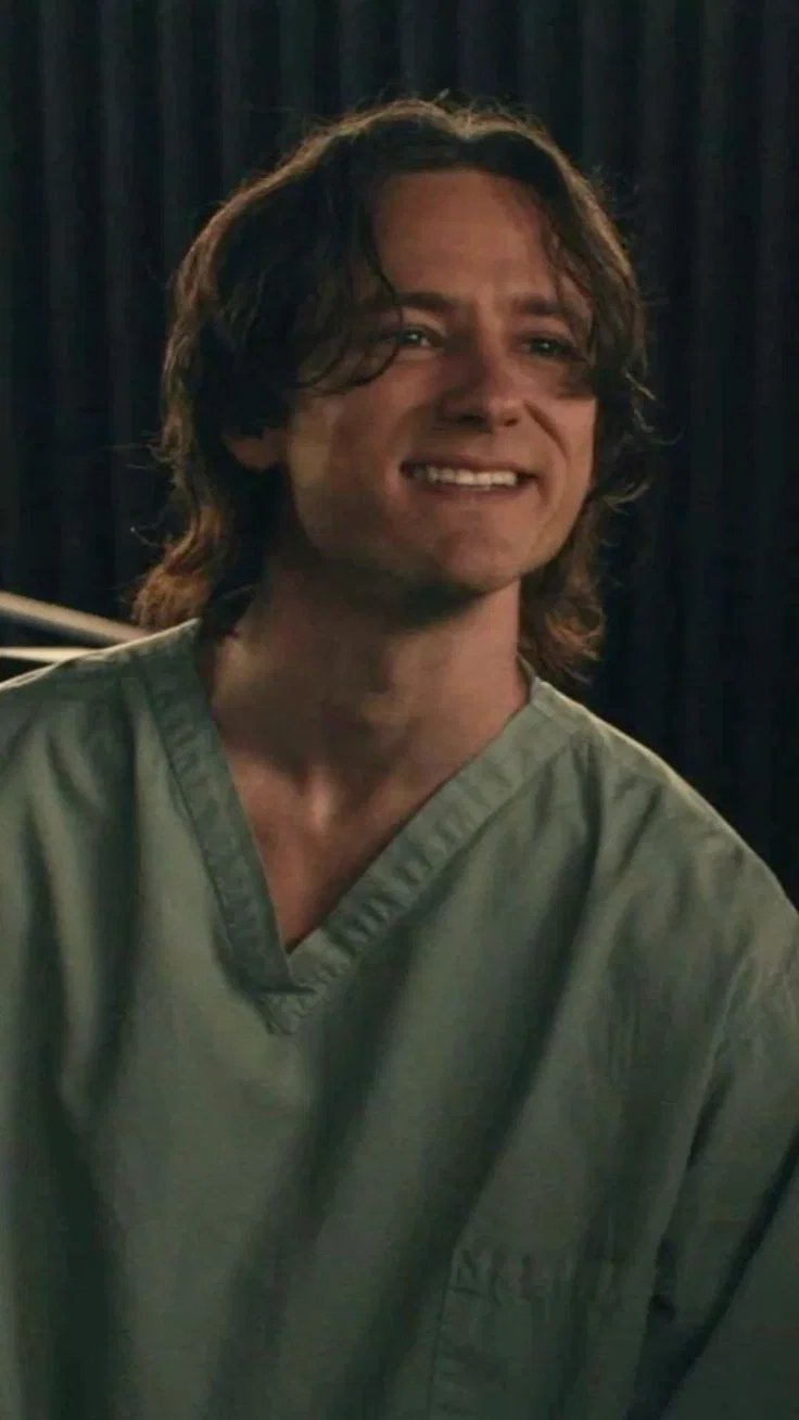 Robert "Bob" Reynolds