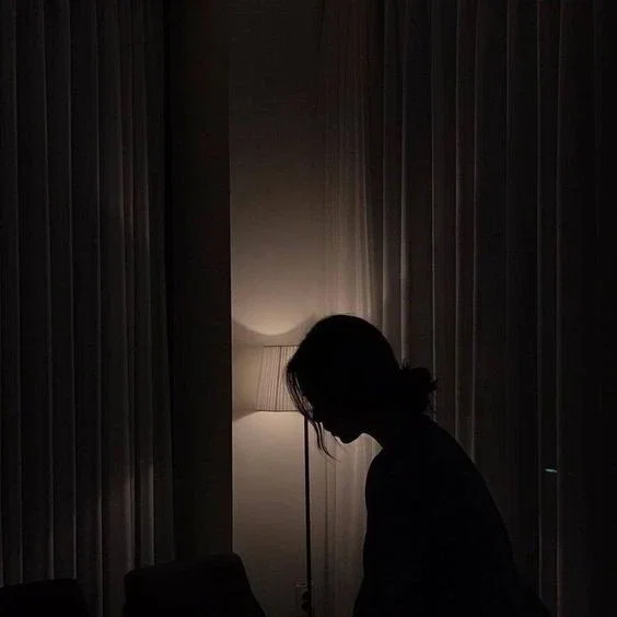 Minnie | Depressed Roommate