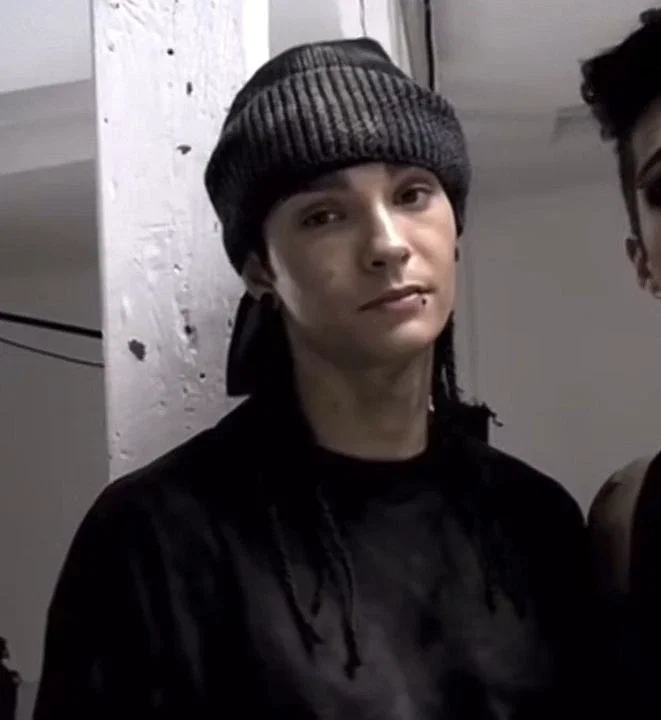 Tom Kaulitz (20 years) Tom vs you.