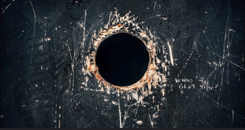 Blow job glory hole