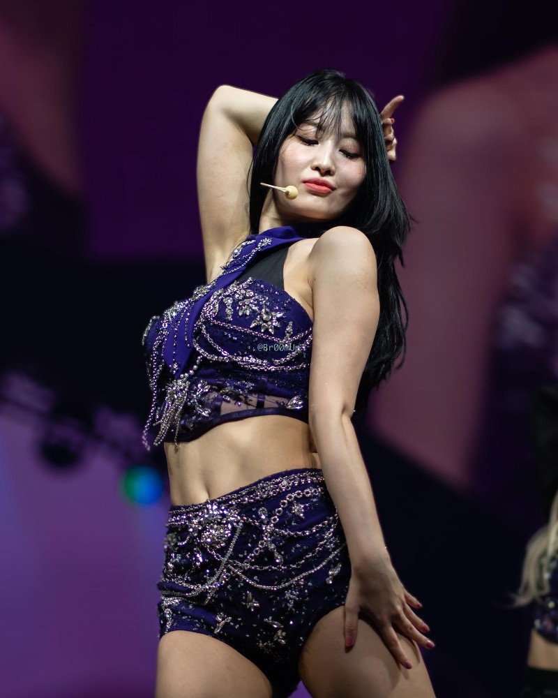Momo Hirai