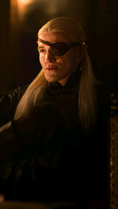 (4) Aemond Targaryen 
