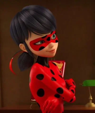 Lady Bug (user has the miraculous of creation)