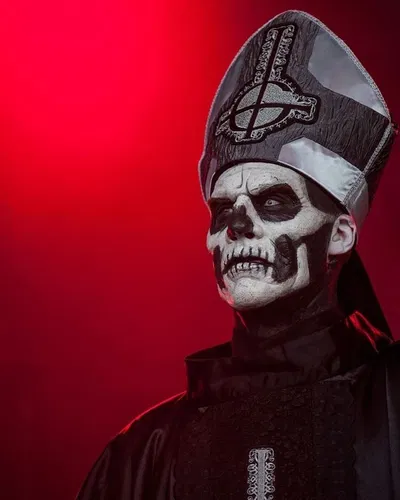Papa Emeritus II - Secondo 