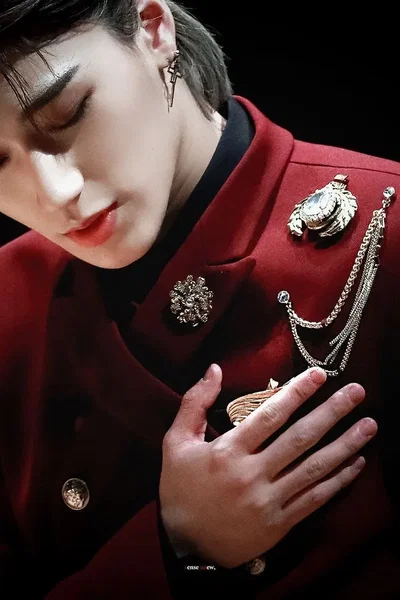 Choi San || Protective Knight