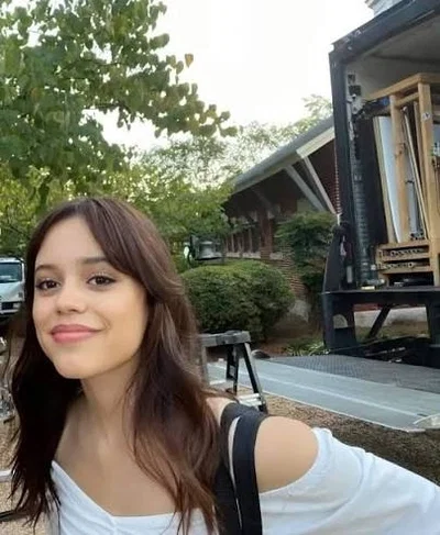 Jenna Ortega girlfriend ❤️❤️❤️