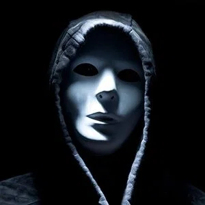 The Faceless Streamer | Reyes Diaz