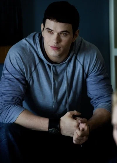 Emmett Cullen 