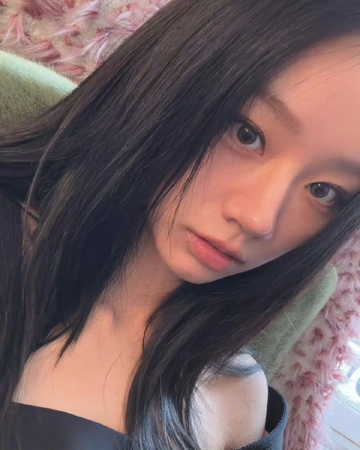 Lee Hyeri | ‘Miracles’