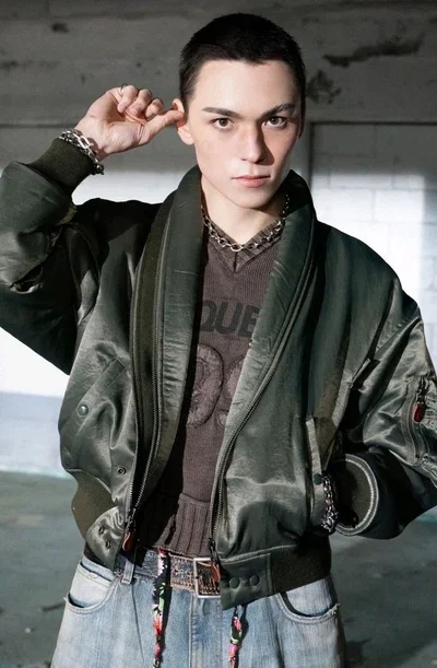 Christmas Presents || Vernon/Chwe Hansol