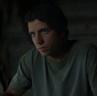 Travis Martinez 